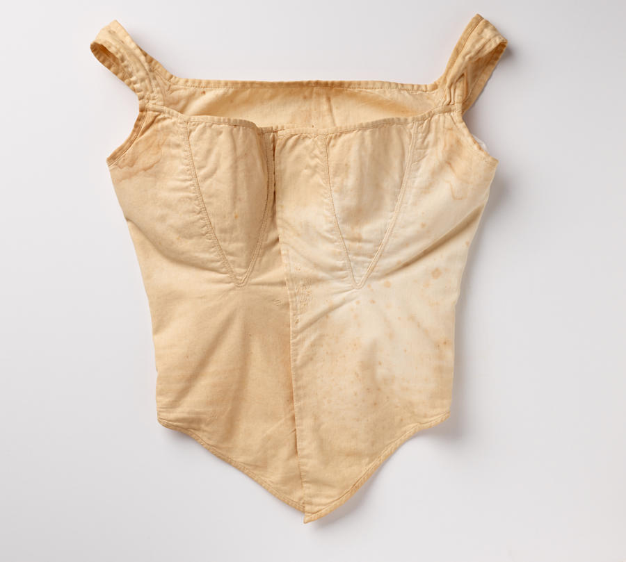 brassiere RISD Museum