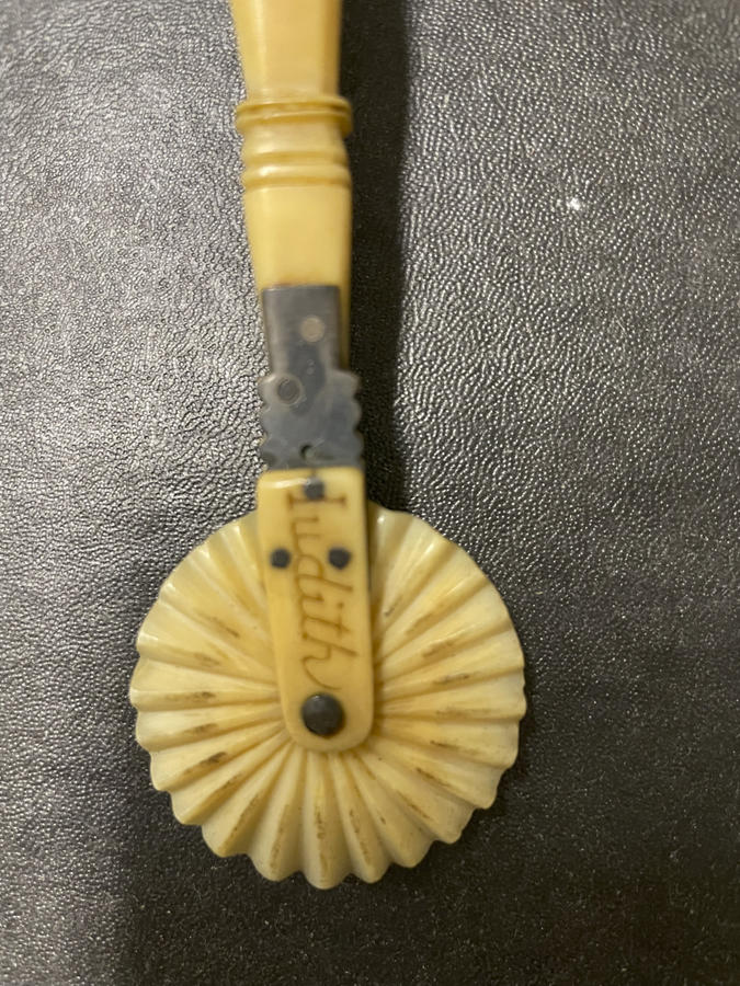 Pie Crimper or Jagging Wheel RISD Museum